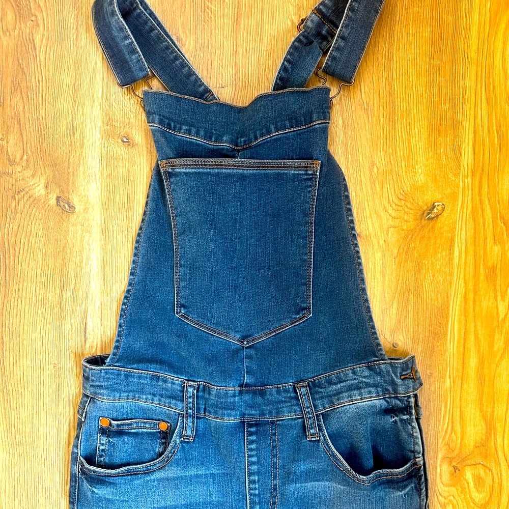 Slim fit Women’s Wrangler Overalls